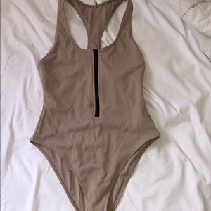 F21 ZIP UP ONE PIECE SWIMSUIT